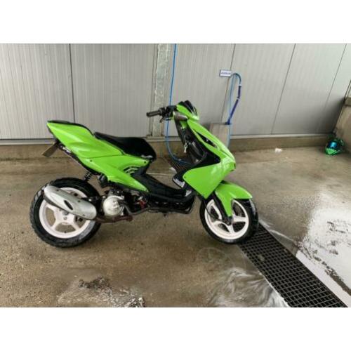 Yamaha aerox green