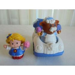 IJsco wagen met geluid 2 popjes little people