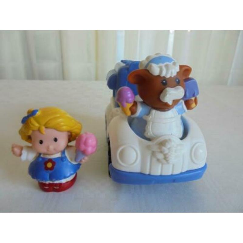 IJsco wagen met geluid 2 popjes little people