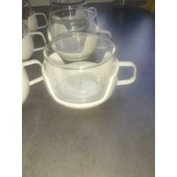 Witte vintage theeglazen Uit de jaren zeventig