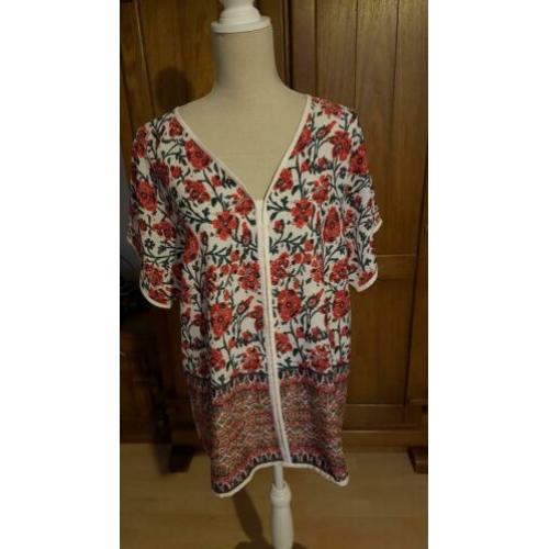 Mooie nieuwe blouse BEXLEYS 48 met kaartje eraan