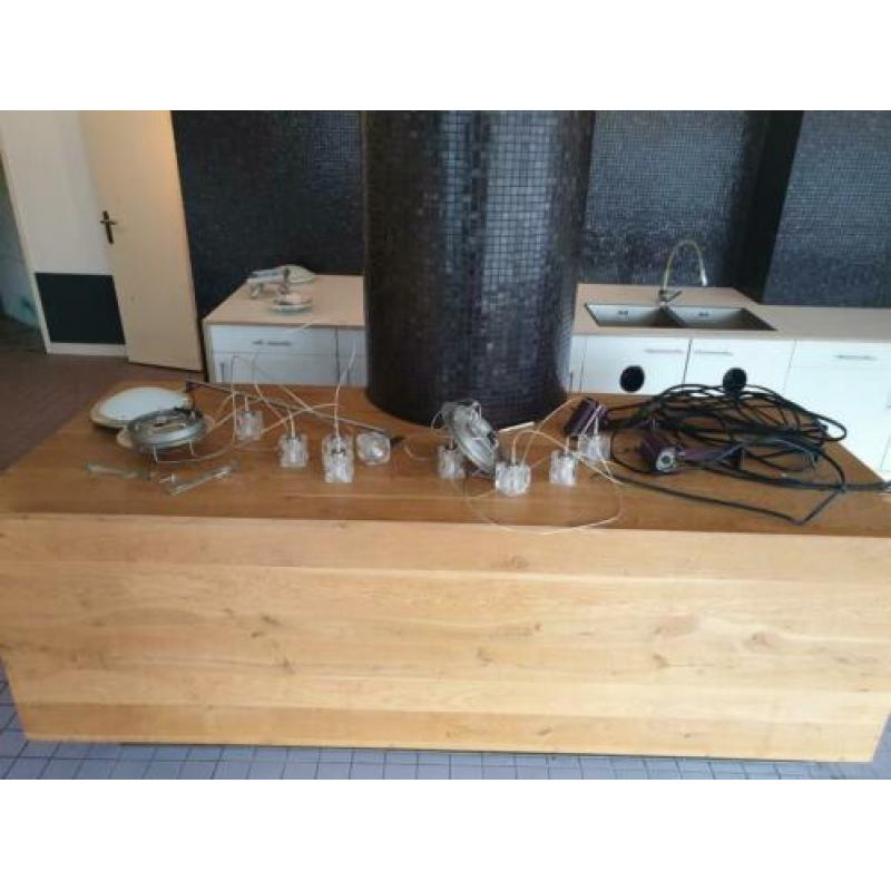 Winkel Inrichting / balie, vensterbank, zitbank, keuken