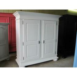 Landelijke brocante houten kamer wandmeubels buffet kasten