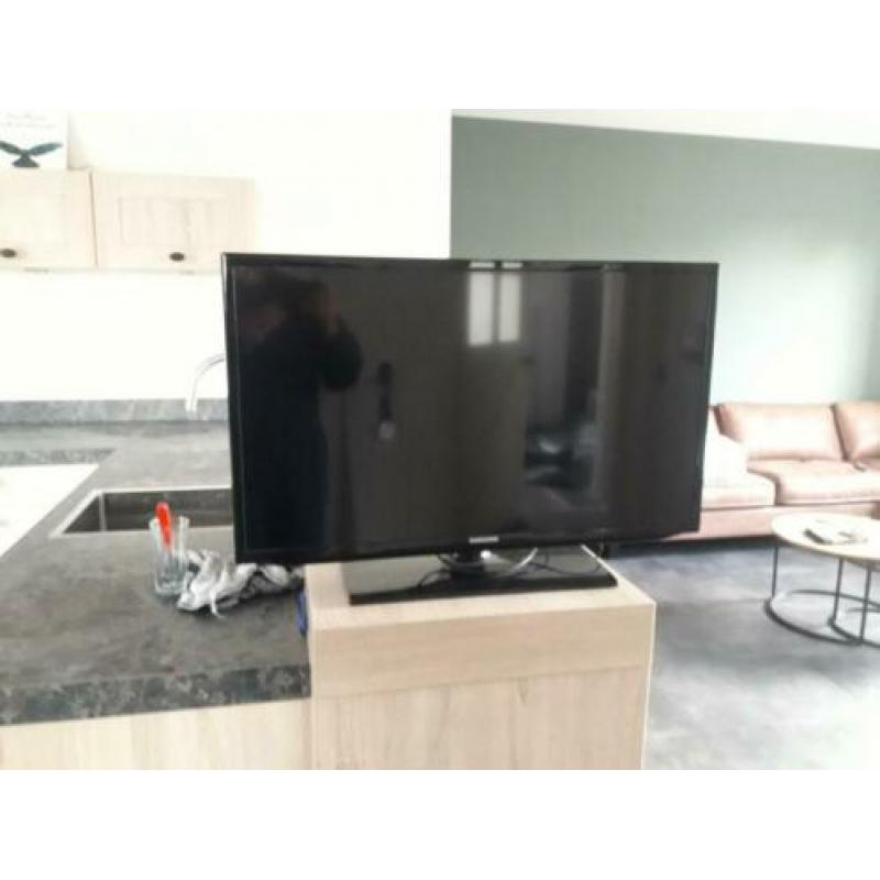 Samsung UE32EH5300 - Led-tv - 32 inch - Full HD - Smart tv