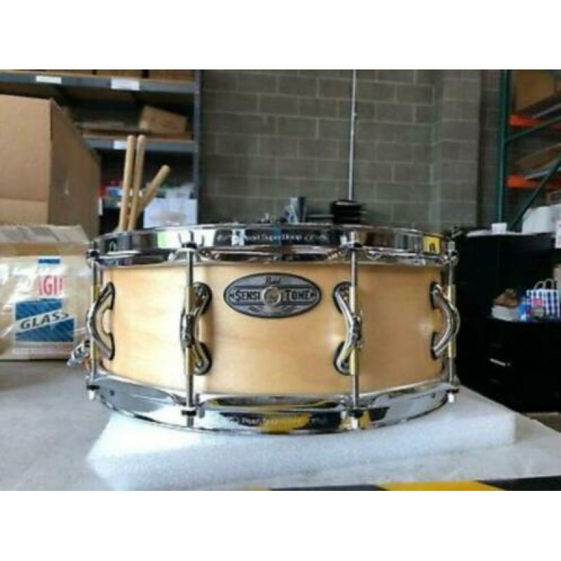 Pearl Sensitone Premium Maple snare snaredrum