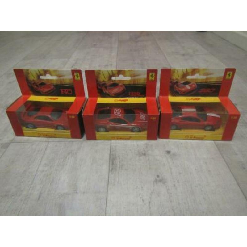 Shell V-Power Ferrari modellen 3x.