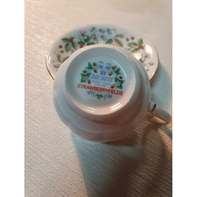Strawberryfields duchess bone China