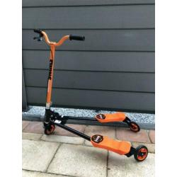 Stamp Swing Scooter - step - oranje/ zwart