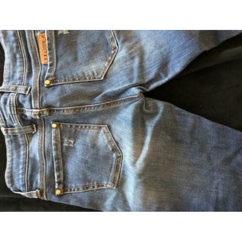Met jeans
