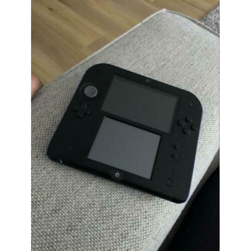Nintendo 2DS/3DS inclusief oplader en Pokémon