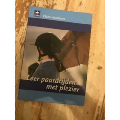 FNRS boek leer paardrijden met plezier