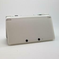 Nintendo 3DS glacier white + oplader || Nu voor maar € 69.99
