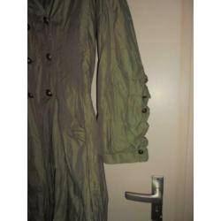 Prachtige groene jas van greenstone aparte details maat 38