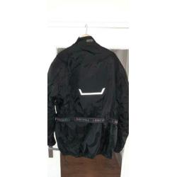 Zgan motorjack 4xl valt wel kleiner!