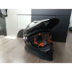 Nolan Cross Helm Maat M
