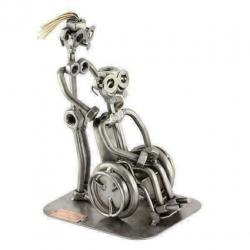Verpleger met patient in rolstoel - steelman, geschenk, kado