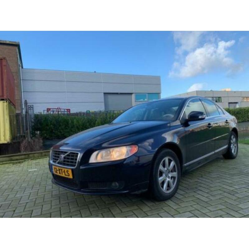 Volvo S80 2.5 T Momentum Leer Clima NAP APK