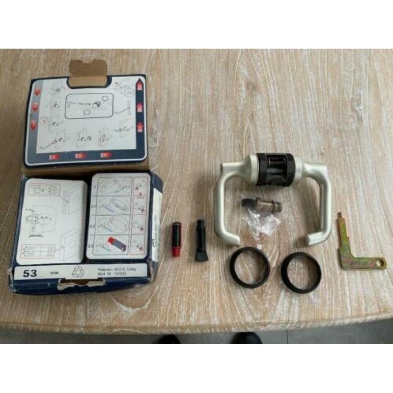Nieuwe set Hoppe HCS toilet deurkrukken. All in one systeem
