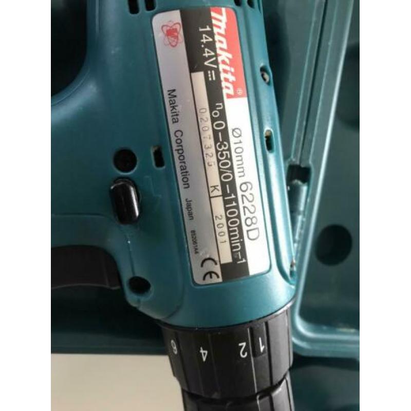 Makita snoerloos boor- schroefmachine plus accu zaklamp
