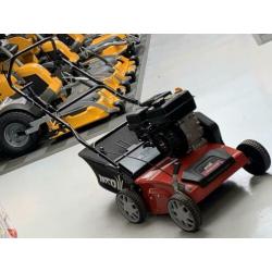 MTD Optima 35 vo verticuteermachine met benzinemotor en opva