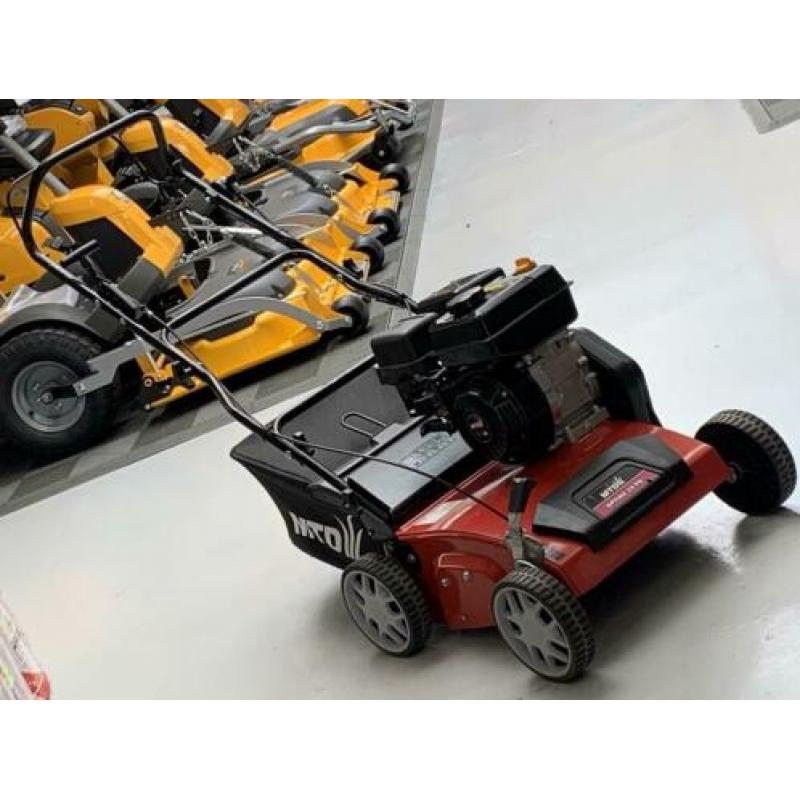 MTD Optima 35 vo verticuteermachine met benzinemotor en opva