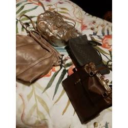 4 hele leuk trendy dames tassen voor jong en oud