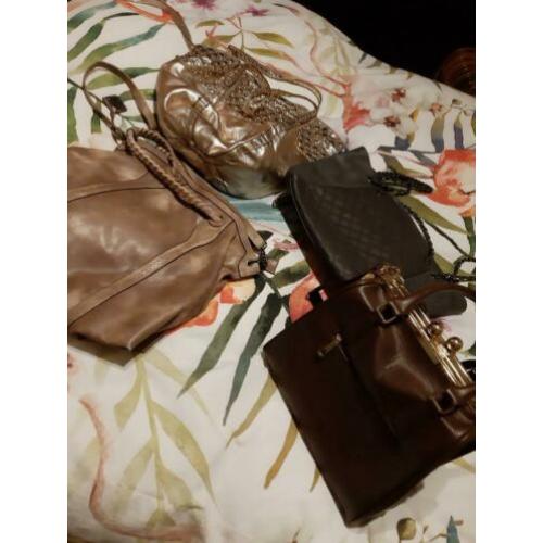 4 hele leuk trendy dames tassen voor jong en oud