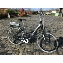Giant prime + elektrische damesfiets Yamaha middenmotor