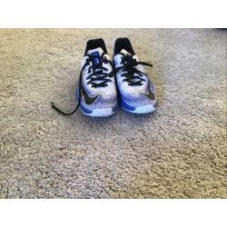 basketbal /sport schoenen maat 39