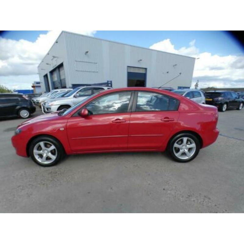 Mazda 3 1.6 Executive / Nette Auto / Clima / Elek ramen .