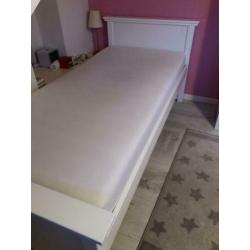 Mooi stevig bed 90x200cm