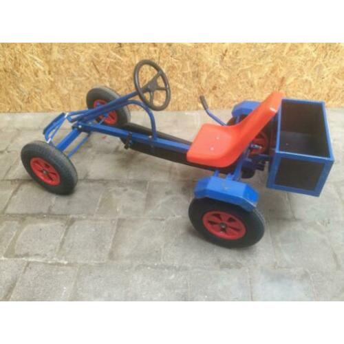 Gebruikte skelter, merk zircon, uit 1999, mist 1 trapper.