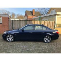 BMW 5-Serie 545i AUTOMAAT 2004 YOUNGTIMER