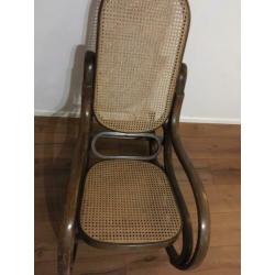 Schommelstoel Thonet hout