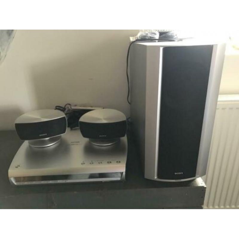 Sony DVD Recorder HomeTheather System DAR-X1R