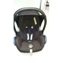 Maxi Cosi Cabriofix zwart
