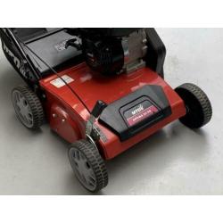 MTD Optima 35 vo verticuteermachine met benzinemotor en opva