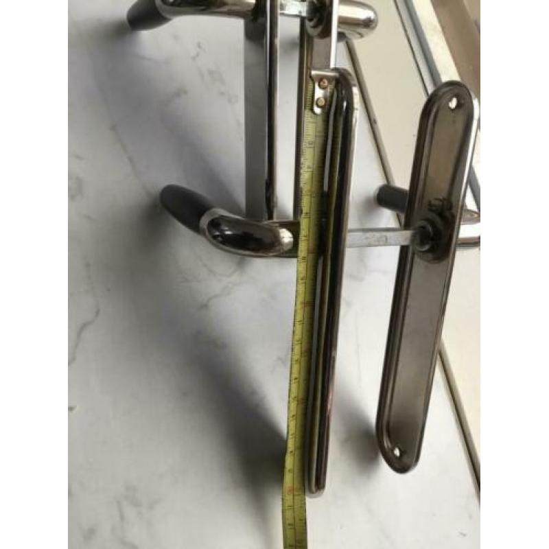 2 x Deurklinken samen €20
