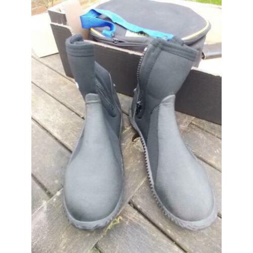 pegaso surf schoenen surfschoenen maat 40 neopreen