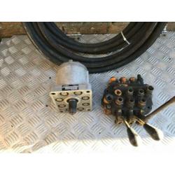 Hydrauliek slangen plus pomp