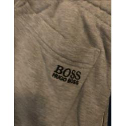 Hugo boss broek zo goed als nieuwe 1x gedragen maat m