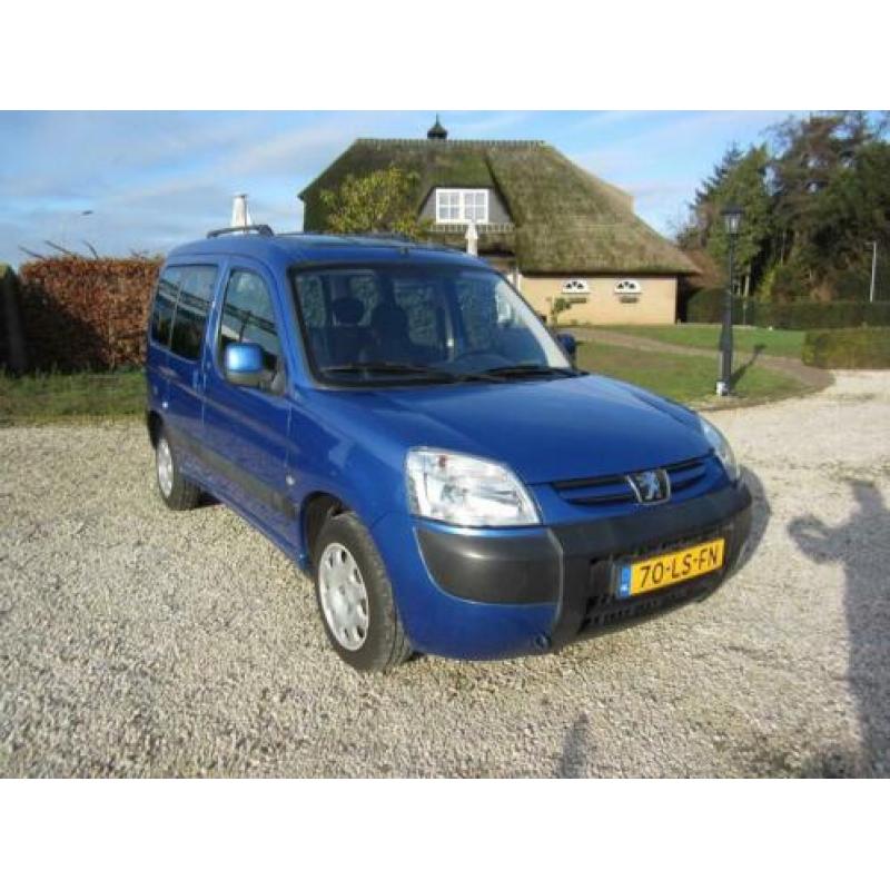 Peugeot Partner MPV 1.4 XT airco, trekhaak. panoramadak