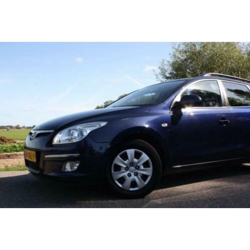Hyundai I30 CW 1.6 CRDi Dynamic AIRCO / 1e.EIG / GOED ONDERH