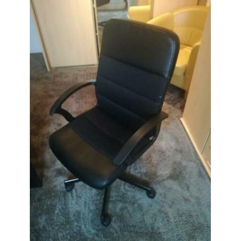Bureau + bureaustoel