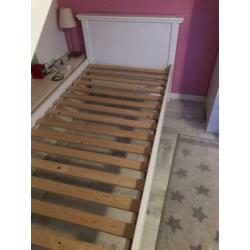 Mooi stevig bed 90x200cm