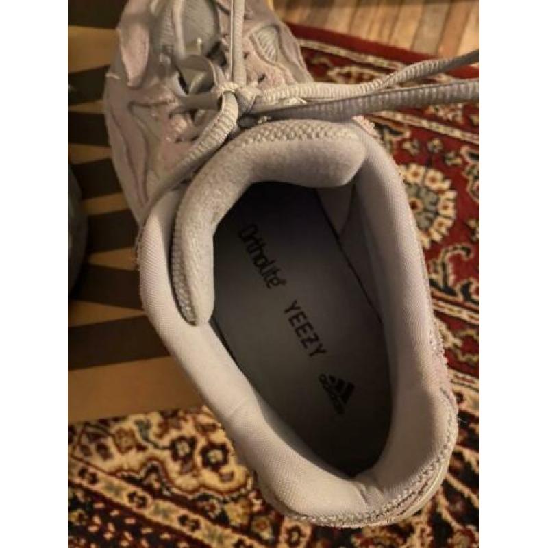 Yeezy 700 V2 Hospital Blue