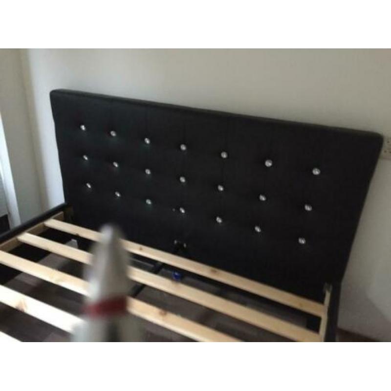 Bedden te koop