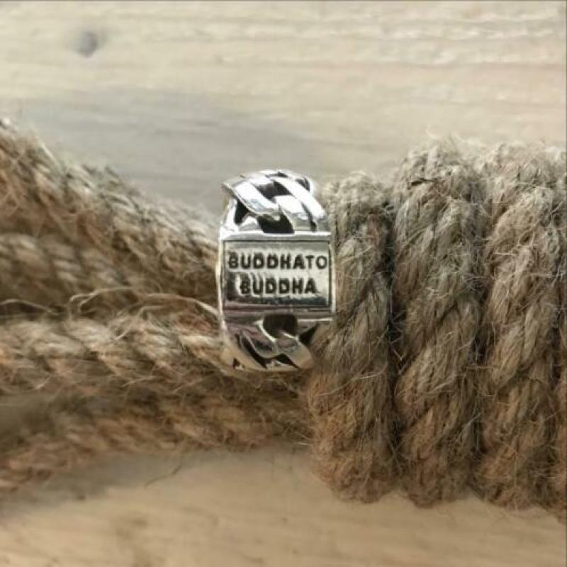 Buddha to Budha ring Nathalie mt 17