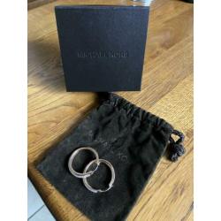 Michael Kors rosé gouden oorbellen. Niet gedragen