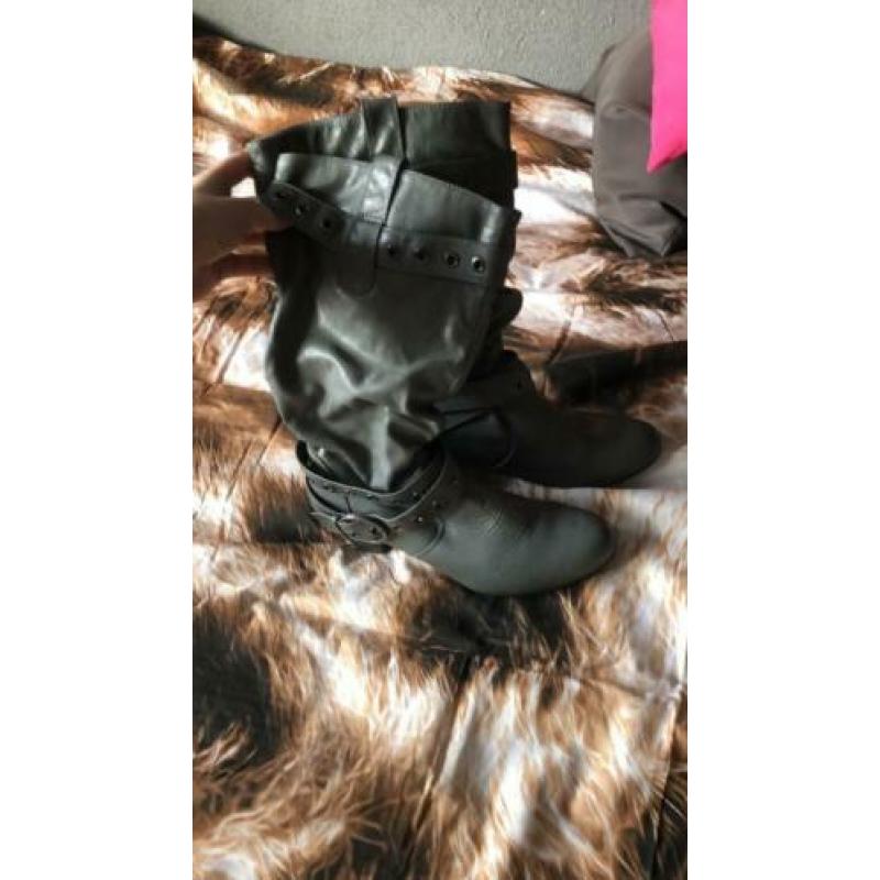 10 paar schoenen